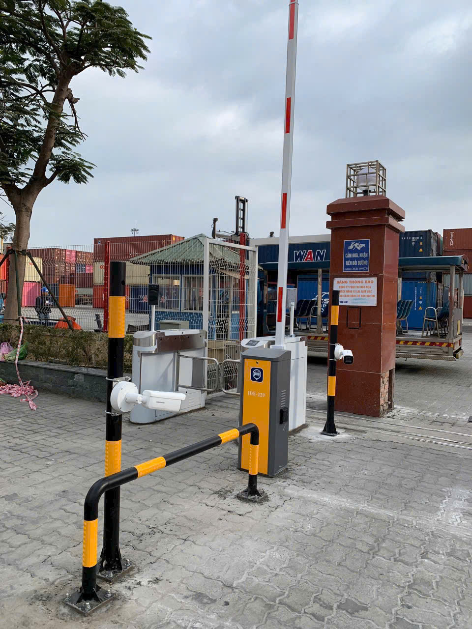 Barrier tự động